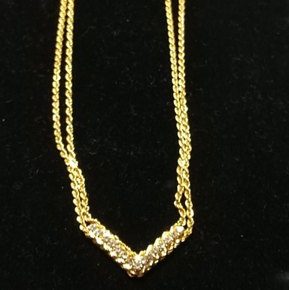 24K Gold-tone Choker Necklace Double Chain with 15  Rhinestones V Shape 16" - Picture 8 of 9